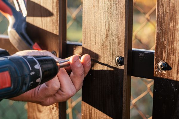 Fence Maintenance