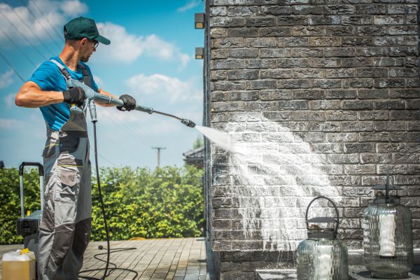 Exterior Pressure Cleaning