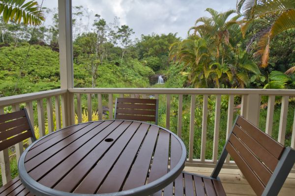 Lanai Cleaning