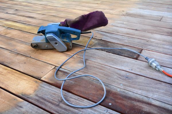 Pool Deck Stain Removal