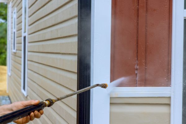 Outdoor House Cleaning