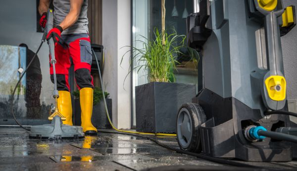Commercial Pressure Cleaning in Mount Pleasant