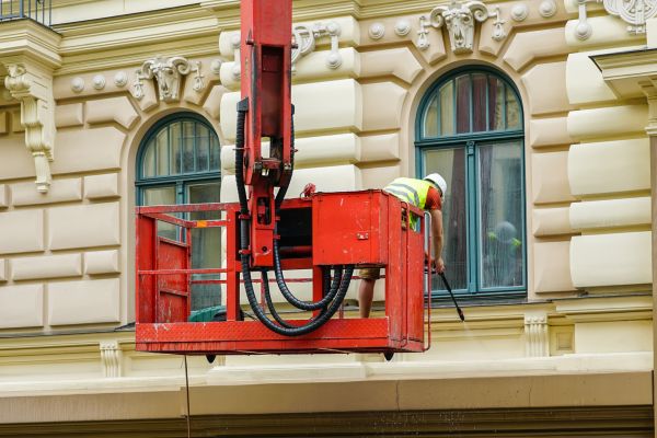 Building Power Washing Service