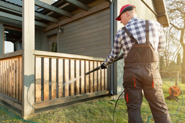 Wood Home Power Cleaning