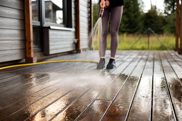 Porch Exterior Cleaning