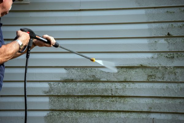 Vinyl Siding Power Washing