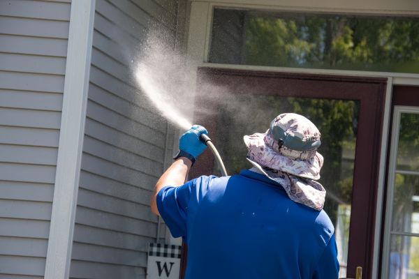 Siding Pressure Washing Service