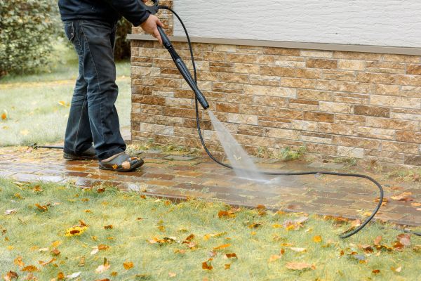 Residential Powerwashing Service